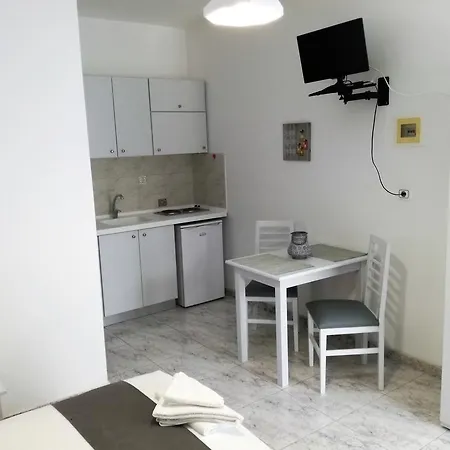 Venus De Milo Adamantas (Milos)