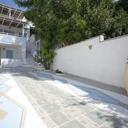 Venus De Milo Adamantas (Milos)