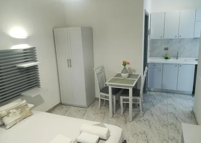 公寓 Venus De Milo 阿达玛斯